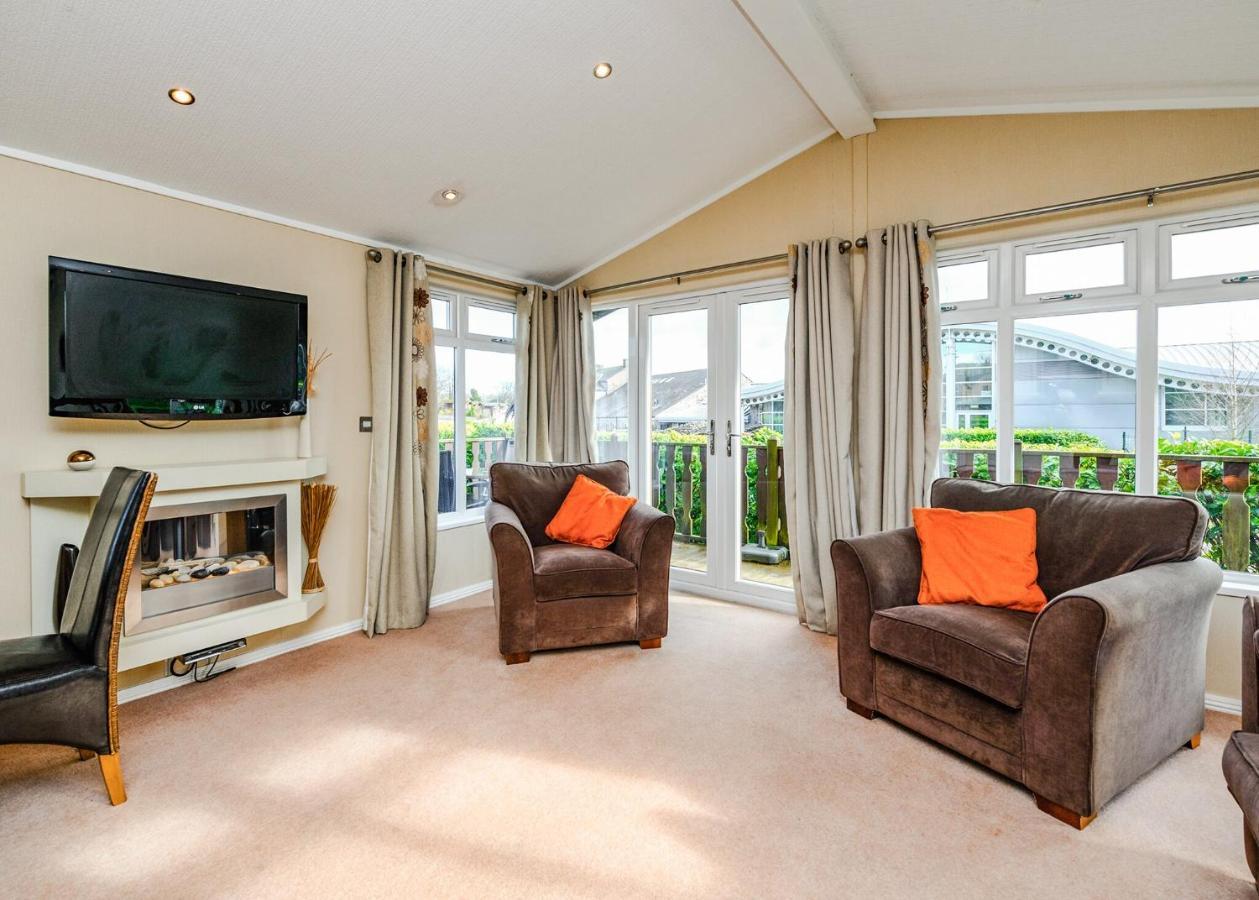 South Lakeland Leisure Village Hornby  Esterno foto