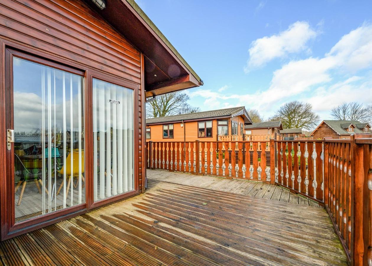 South Lakeland Leisure Village Hornby  Esterno foto